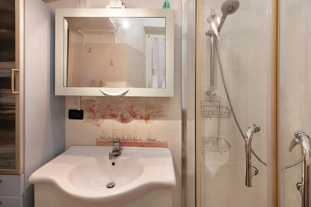 A Due Passi Dal Mare Apartment Pietra Ligure